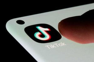 Dampak Platfrom Tiktok pada Generasi Muda di Amerika Serikat (AS) 