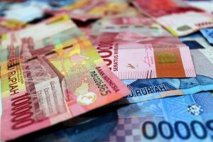 Nilai Tukar Rupiah Melemah Tertekan Dampak Konflik Rusia-Ukraina