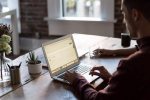 4 Tips Sukses Bangun Bisnis Sejak Dini