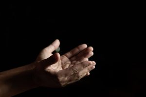 Ketika Kamu Melihat Pertanda Buruk, Baca Doa Ini