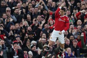 Unggul 3-2 Atas Tottenham, Trigol Ronaldo Bantu MU Raih Kemenangan