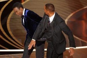 ﻿Usai Tampar Chris Rock, Will Smith Ogah Tinggalkan Oscar