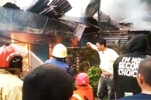 Seorang Warga Nekat Bakar Rumahnya Sendiri yang Disita Bank