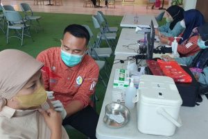 44,4 Juta Warga Indonesia Sudah Dapat Vaksin Booster COVID-19