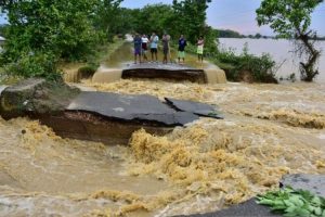 Banjir Dan Longsor Di India, 25 Tewas Dan Ribuan Mengungsi 