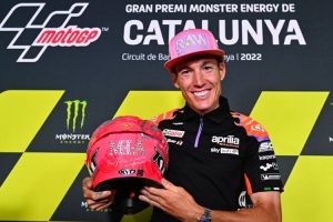 Untuk Sang Putri, Espargaro Kenakan Livery Helm Spesial Di Catalunya