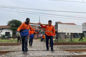 PT KAI Daop 1 Jakarta Tutup Enam Perlintasan Liar