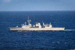 Kapal angkatan laut Kanada HMCS Winnipeg berkunjung ke Jakarta