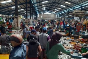 Pengamat: Pemda sebaiknya umumkan HET sembako tekan inflasi