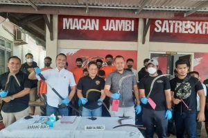 Konvoi bawa sajam Polisi Jambi ringkus geng motor