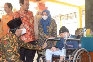 Pemkab Sidoarjo bantu Rp300 ribu per bulan penyandang disabilitas