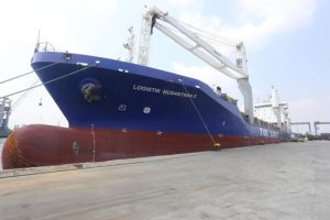 Kapal tol laut Pelni angkut 20 kontainer minyak goreng ID FOOD