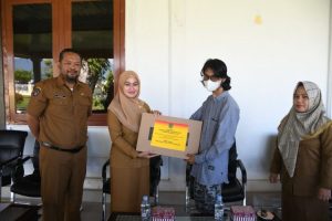 Pemkab Lutra beri bantuan usaha bagi disabilitas dan remaja