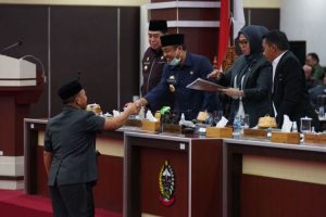 Gubernur-DPRD Sulsel teken persetujuan Perda APBD Perubahan TA 2022