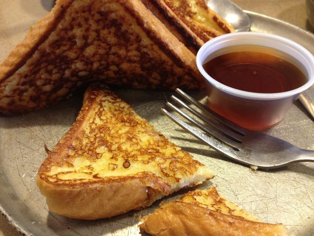 Cara Membuat Roti Bakar Mudah dan Simpel dengan Teflon