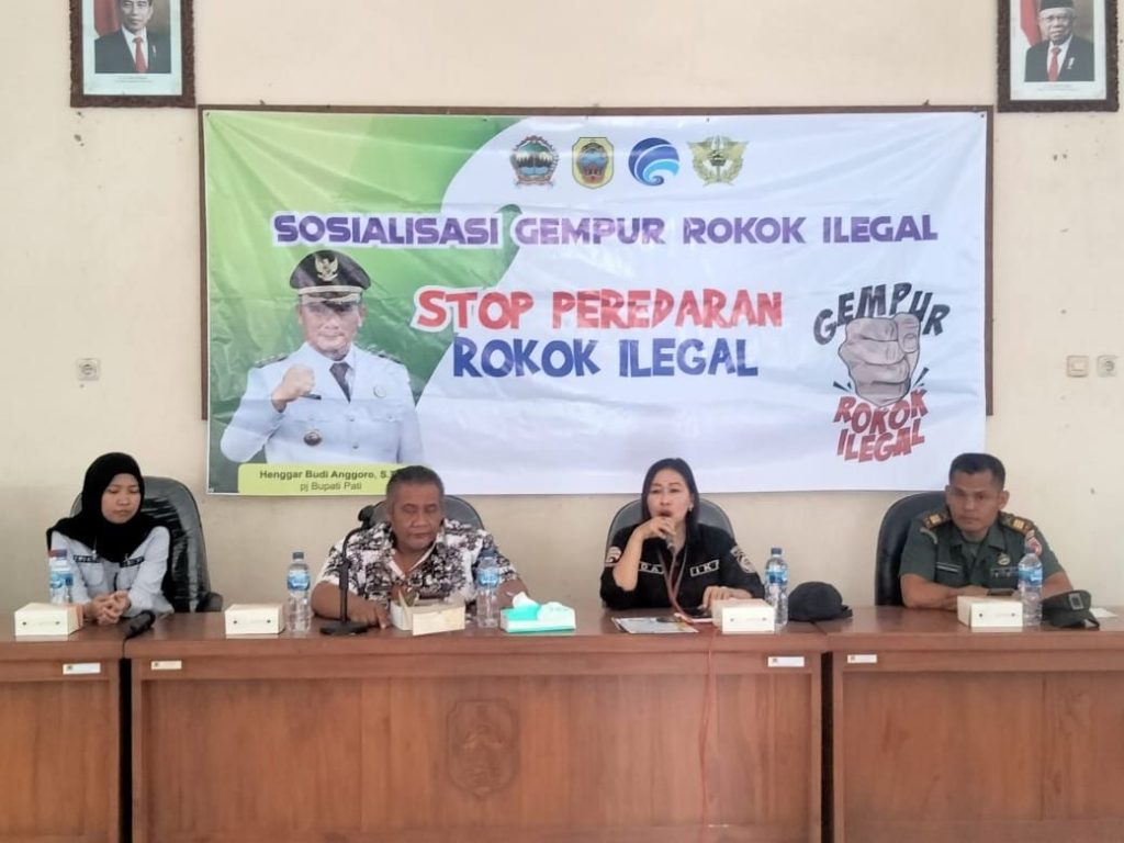 Gempur Rokok Ilegal, Diskominfo Pati Bersama Petugas Bea Cukai Adakan Sosialisasi Di Kecamatan Wedarijaksa.