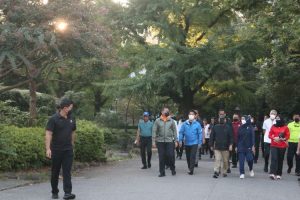 Wapres Ma’aruf Amin sempatkan jalan pagi di Hibiya Park