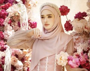 Begini Cerita Warganet yang Asmaranya Retak Karena Inara Rusli