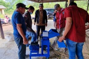 Kelompok Tani di Kalsel Manfaatkan Bantuan Mesin Kompos Listrik Dari PLN