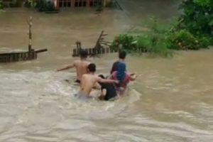 Mamuju Dilanda Banjir dan Longsor