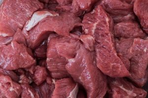 Jangan Sampai Keliru! Begini Cara Membedakan Daging Kambing dan Sapi