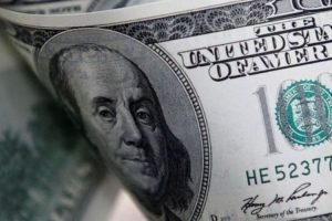 Dolar AS Melemah saat Data Ekonomi Lesu