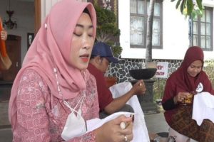 Lestarikan Budaya, Pemkot Pekalongan Gelar Lomba Membatik