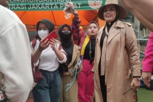 Elly Sugigi Beri Dukungan untuk Citayam Fashion Week