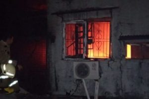 Diduga Gara-gara Korsleting Listrik, Tiga Unit Ruko di Tangerang Terbakar