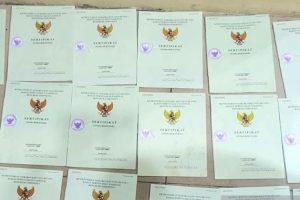 Dua Pelaku Pembuat SHM Palsu ditangkapTimsus Mafia Tanah Polda Sumsel