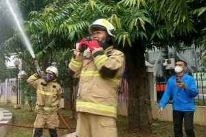 Gulkarmat Jakarta Selatan simulasi gempa dan kebakaran di Pesanggrahan