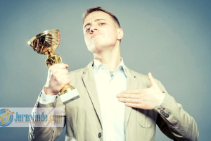 Ini Adalah Bahaya Sombong dan Berbangga Diri