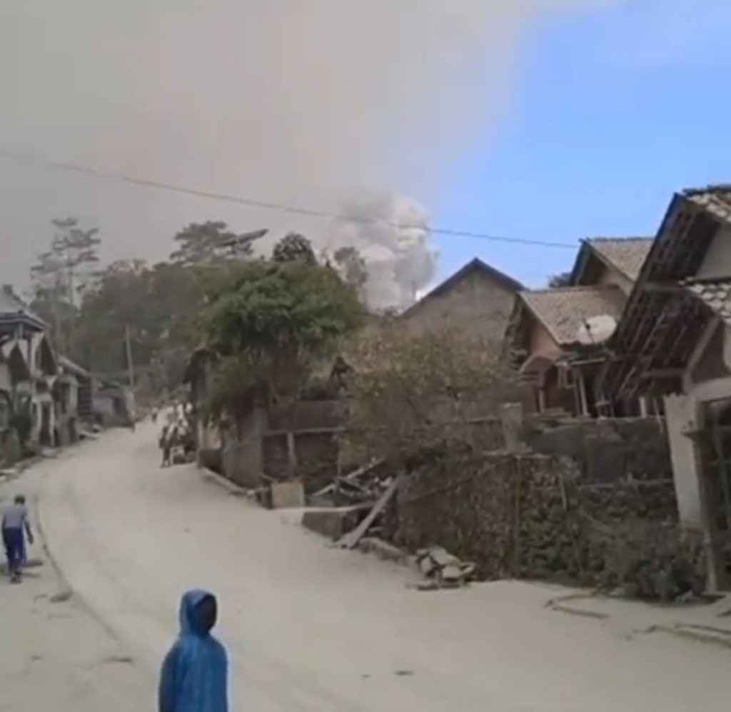 Desa Krinjing Adakan Posko Terdampak Erupsi Gunung Merapi.