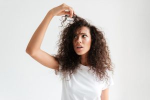 Beberapa Alasan Mengapa Rambut Bisa Terlihat Lepek dan Berminyak