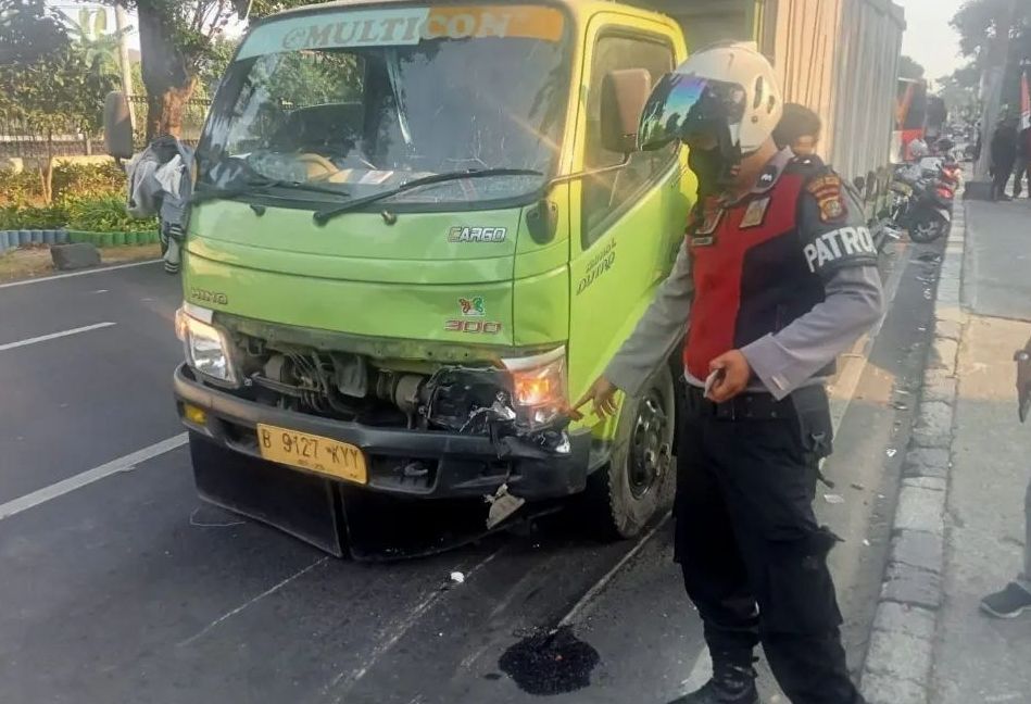 Buntut Sopir Truck Tabrak 7 Pengendara Lawan Arah di Lenteng Agung