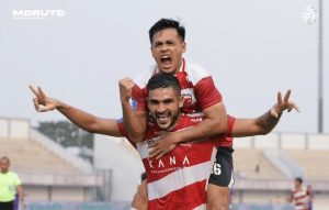 Klasemen Sementara BRI Liga 1 2023/24, Madura United ada di PUcuk Klasemen