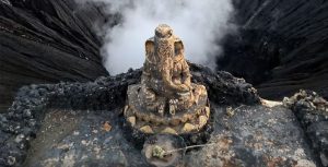 Kabar Hilangnya Arca Ganesha di Gunung Bromo