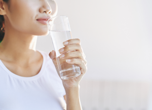 Manfaat Air Putih bagi Kesehatan Tubuh