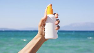 6 Alasan Mengapa Anda Tidak Boleh Skip Sunscreen