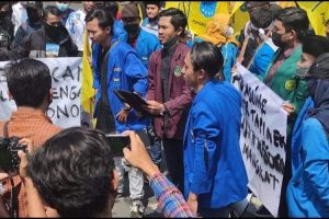 3 Tuntutan PMII Pati pada Demo 11 April di Depan Gedung DPRD