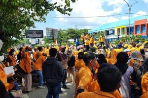 500 Personil Gabungan Diturunkan Dalam Aksi Unjuk Rasa Mahasiswa di Kendari