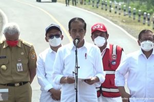 Jokowi Resmikan Jalan Lingkar Brebes-Tegal