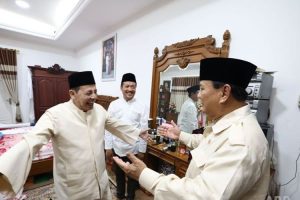 Silaturahmi Di Bulan Suci, Prabowo Subianto Temui Habib Luthfi Di Kediamannya