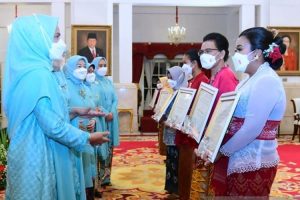 514 Perempuan Indonesia Mendapat Penghargaan Dari Iriana Jokowi