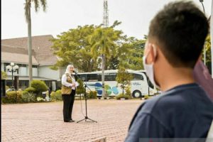 Bupati Lepas Keberangkatan Mudik Gratis Forkopimda Karawang