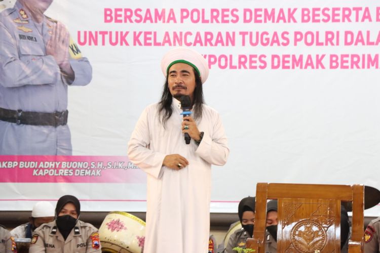 Bhayangkari Polres Demak Gelar Do’a dan Dzikir Bersama