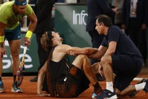 Pascamundur Dari French Open, Zverev Jalani Operasi Ligamen