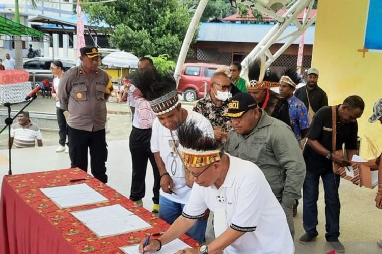 Bomberay Raya Dideklarasikan Masyarakat Wondama Jadi Calon Provinsi Baru