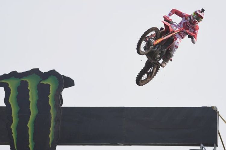 Keramahan Masyarakat Indonesia Buat Tim Gajser Terkesan