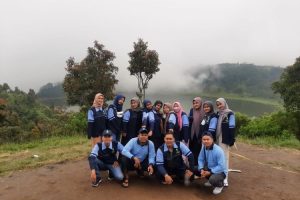 Mahasiswa KKN UIN Walisongo Semarang Lakukan Kunjungan Di Cagar Alam Telaga Dringo